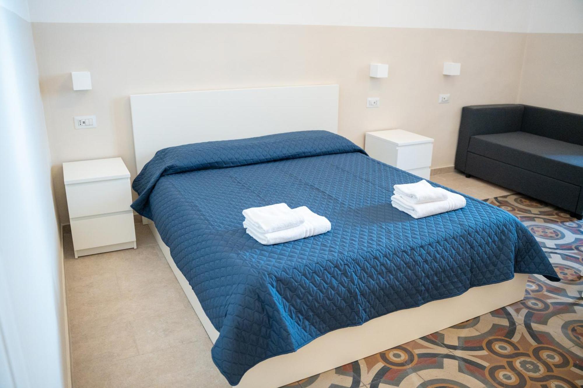 Principe Amedeo 93 Bed & Breakfast Bari Eksteriør bilde