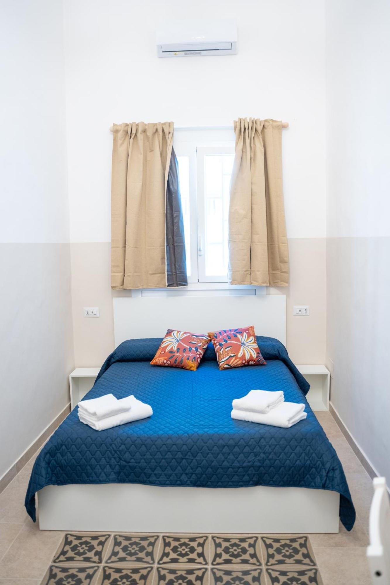 Principe Amedeo 93 Bed & Breakfast Bari Eksteriør bilde